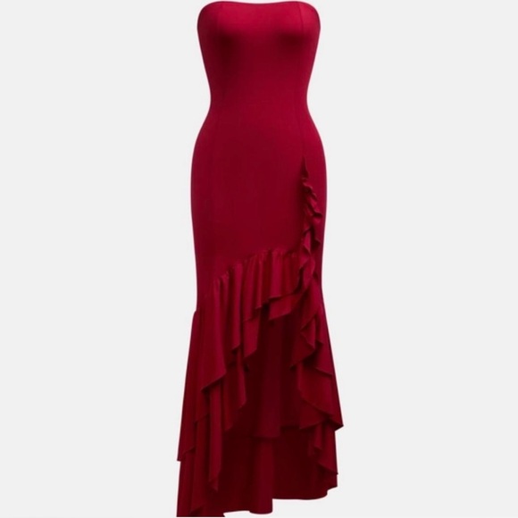 Chic Strapless Tube Red Ruffle Dress - Picture 2 of 6